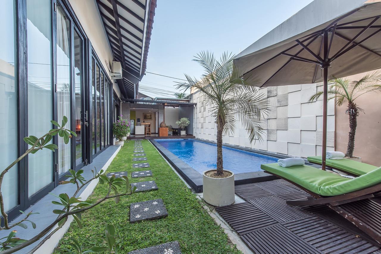 Villa Daria Seminyak Exteriör bild