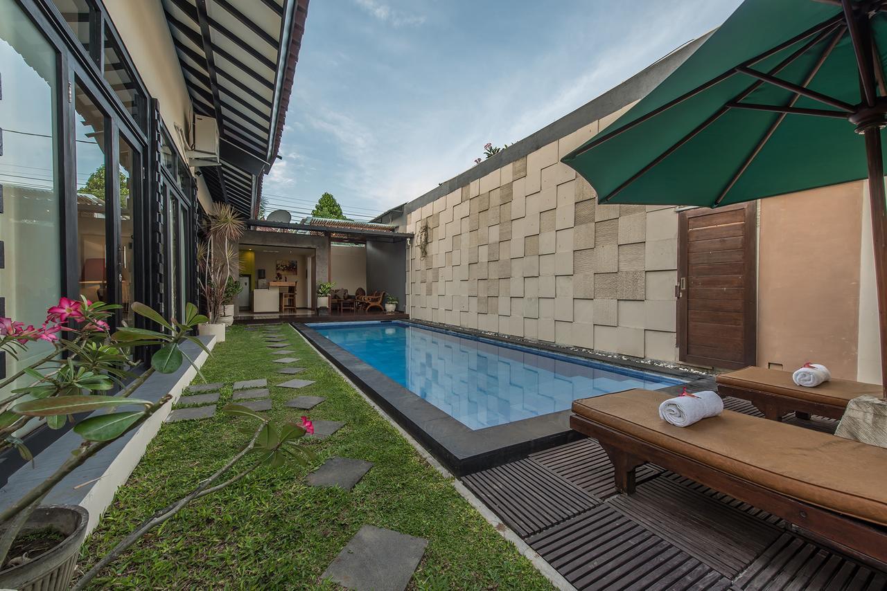 Villa Daria Seminyak Exteriör bild